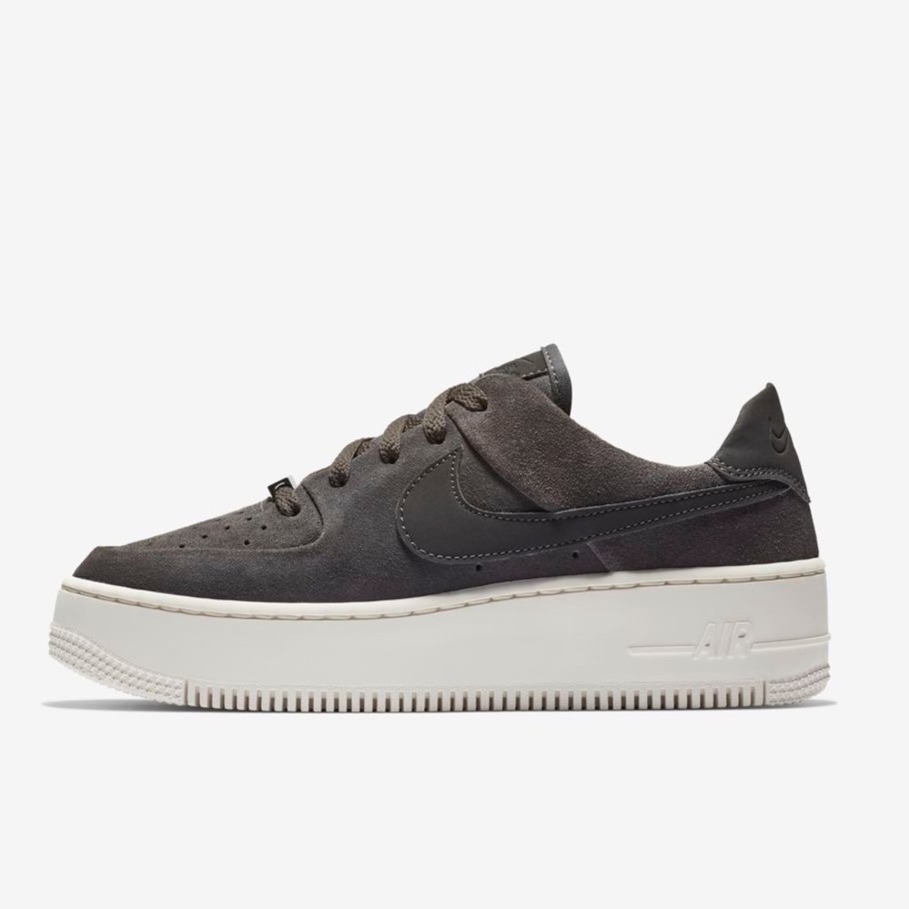 Nike Air Force 1 Sage Low Grey
